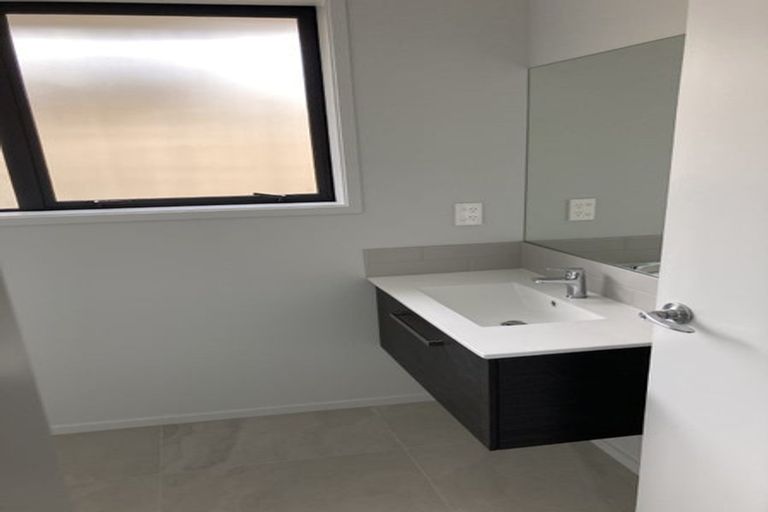 Photo of property in 7 Albatross Lane, Welcome Bay, Tauranga, 3112