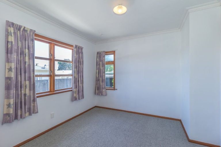 Photo of property in 167 Weraroa Road, Levin, 5510