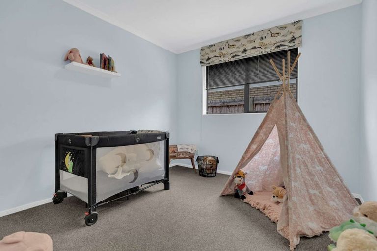 Photo of property in 38 Diomede Glade, Flagstaff, Hamilton, 3210