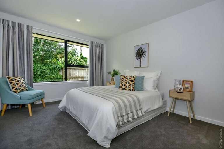 Photo of property in 2/49 Shannon Place, Belfast, Christchurch, 8051