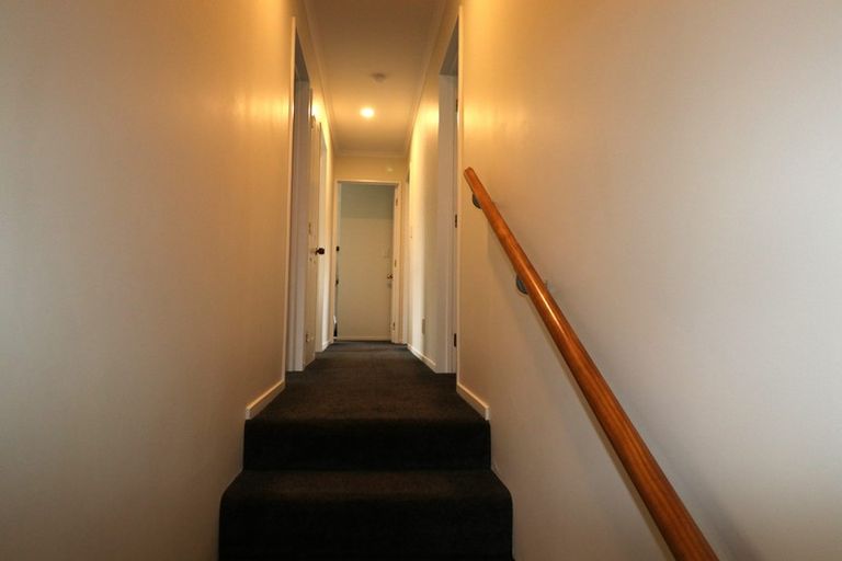 Photo of property in 9 Ali Place, Ranui, Auckland, 0612