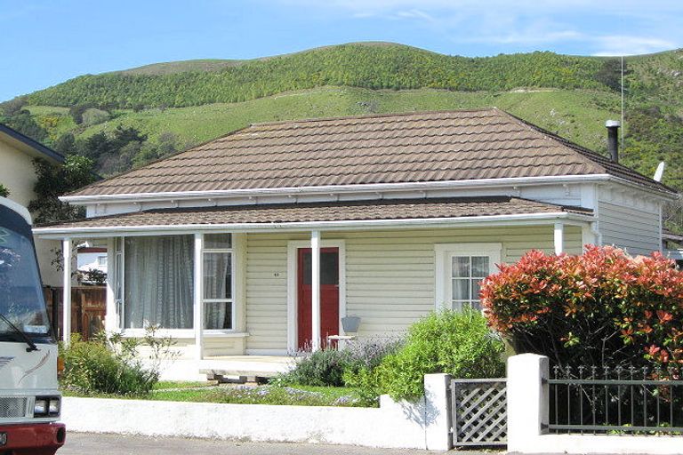 Photo of property in 43 Tasman Street, The Wood, Nelson, 7010