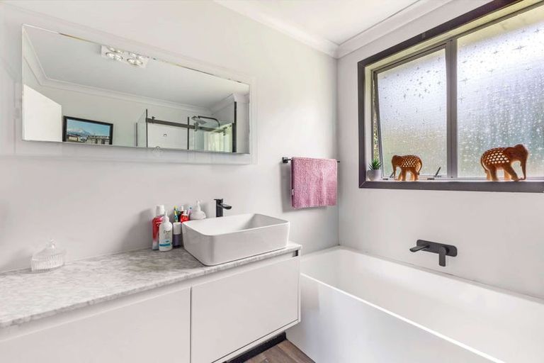 Photo of property in 86 Pembroke Street, Westown, New Plymouth, 4310