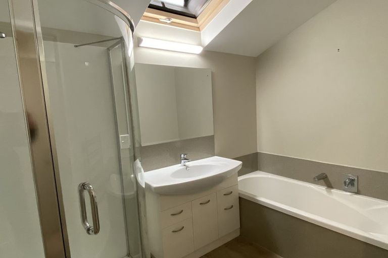 Photo of property in 21 Scoria Close, Pyes Pa, Tauranga, 3112