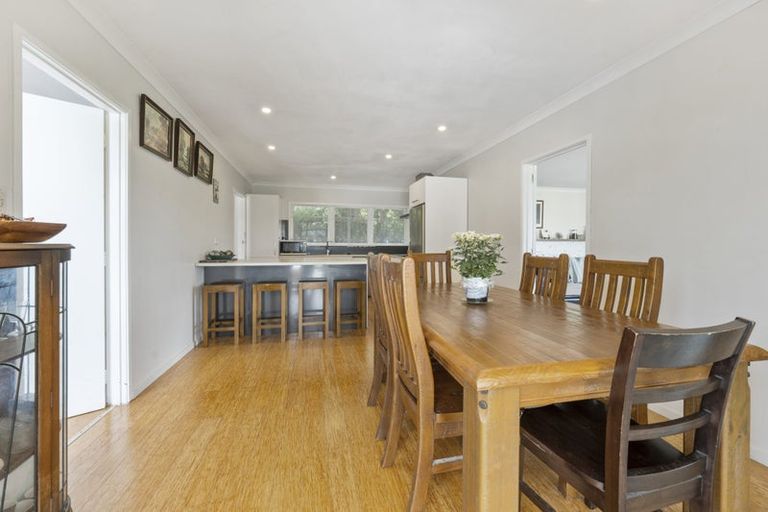 Photo of property in 15 Prangley Avenue, Mangere, Auckland, 2022