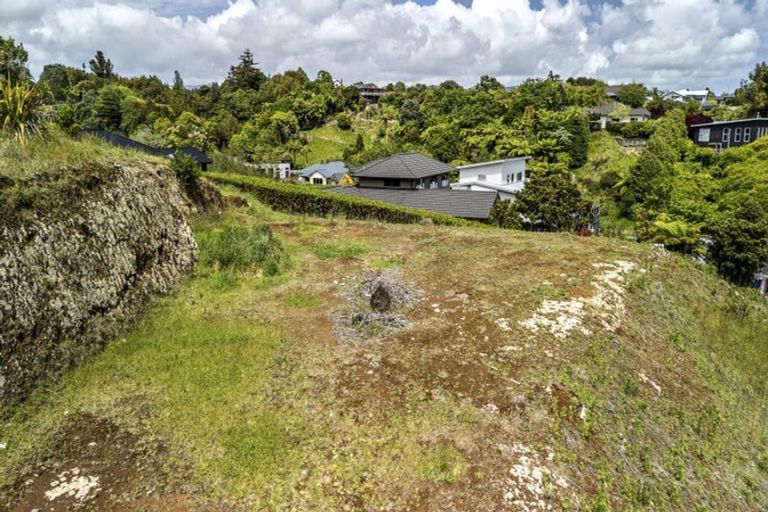 Photo of property in 26h Smith Road, Merrilands, New Plymouth, 4312