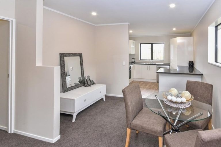 Photo of property in 67b Arimu Road, Papakura, 2110