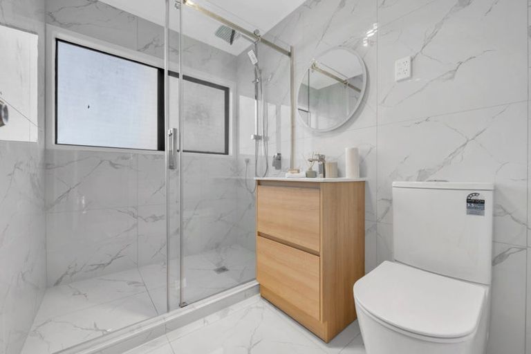 Photo of property in 200 Mahia Road, Weymouth, Auckland, 2103