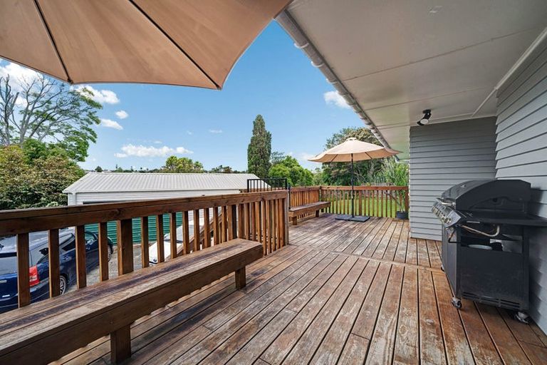 Photo of property in 58 Holbrook Street, Blockhouse Bay, Auckland, 0600