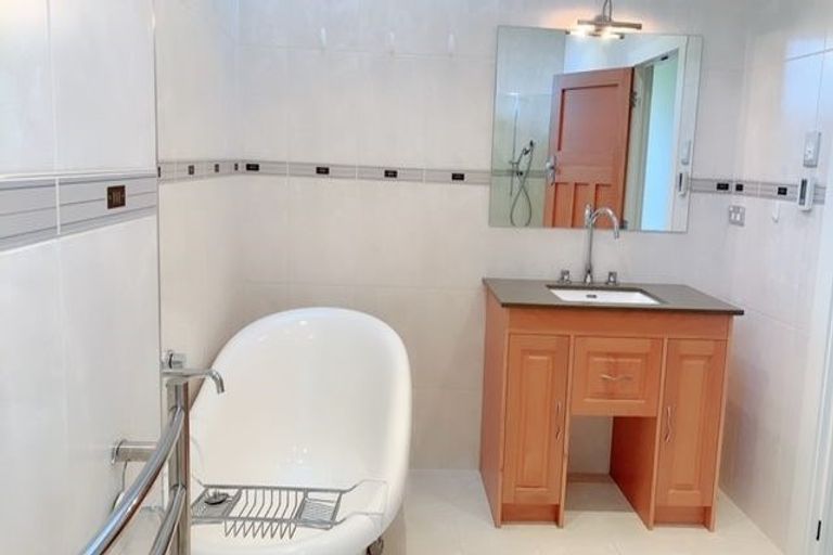 Photo of property in 10 Bristol Road, Whenuapai, Auckland, 0618