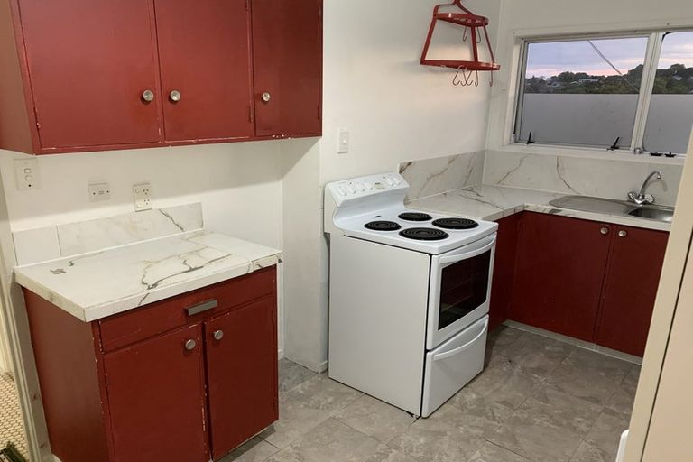 Photo of property in 522 Beach Road, Murrays Bay, Auckland, 0630