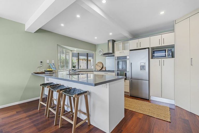 Photo of property in 18 Hine Street, New Plymouth, 4310