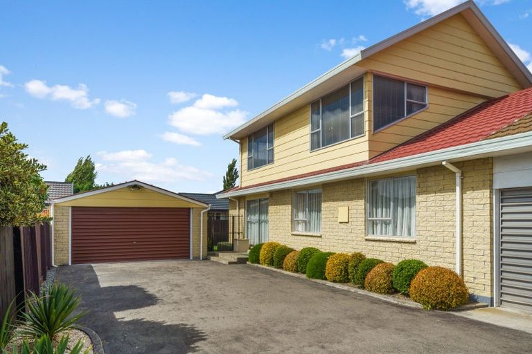 Photo of property in 1/17 Nyoli Street, Northcote, Christchurch, 8052