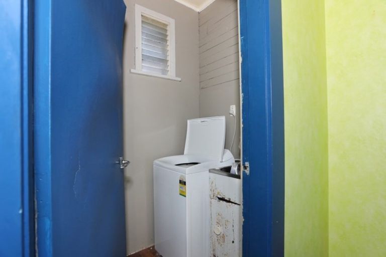 Photo of property in 12 Stewart Street, Marton, 4710