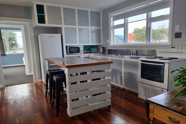 Photo of property in 97 Beach Road, Kaikoura, 7300