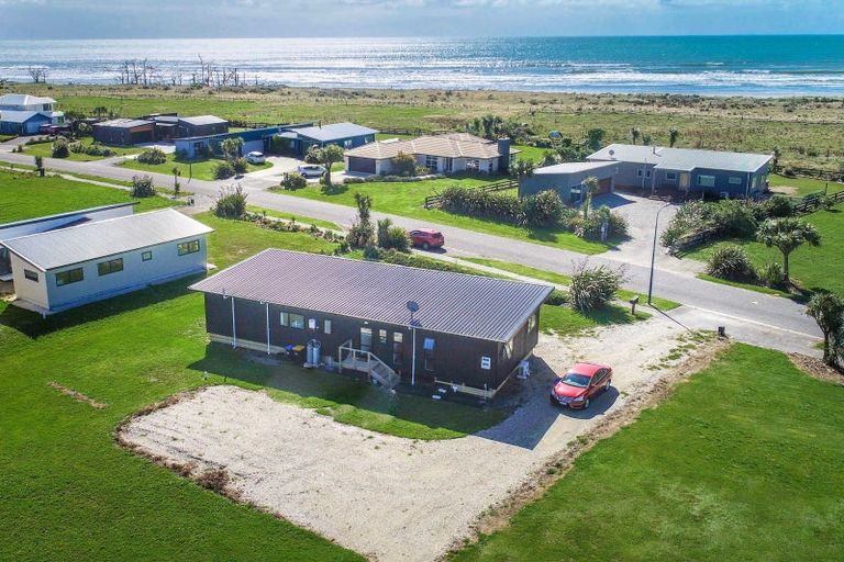 Photo of property in 5 Elley Drive, Carters Beach, Westport, 7825