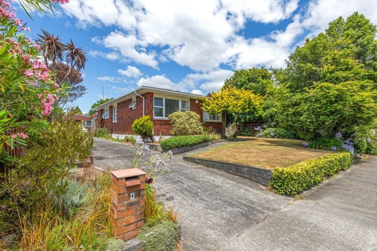 Photo of property in 4 Holdsworth Avenue, Milson, Palmerston North, 4414