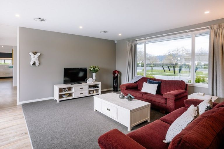 Photo of property in 109 Saint Kilda Road, Cambridge, 3434