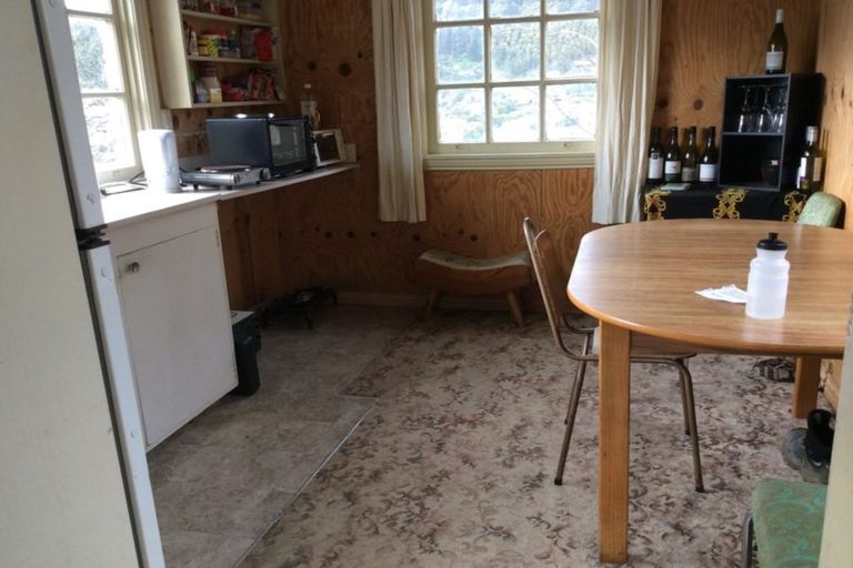 Photo of property in 51 Thompson Terrace, Toi Toi, Nelson, 7010