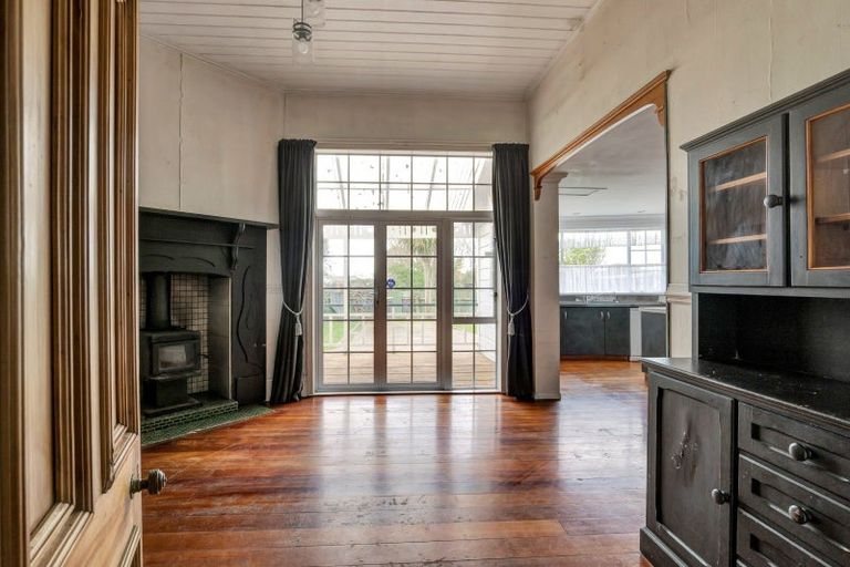 Photo of property in 76 South Road, Manaia, 4612