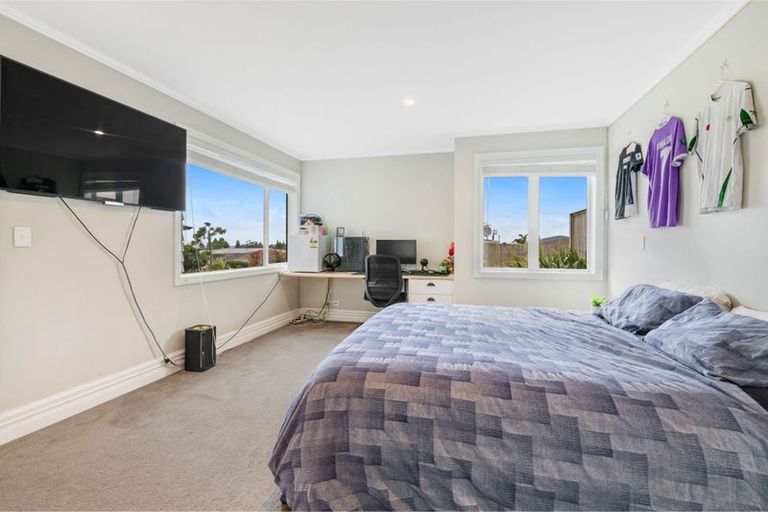 Photo of property in 63 Landmark Terrace, Orewa, 0931