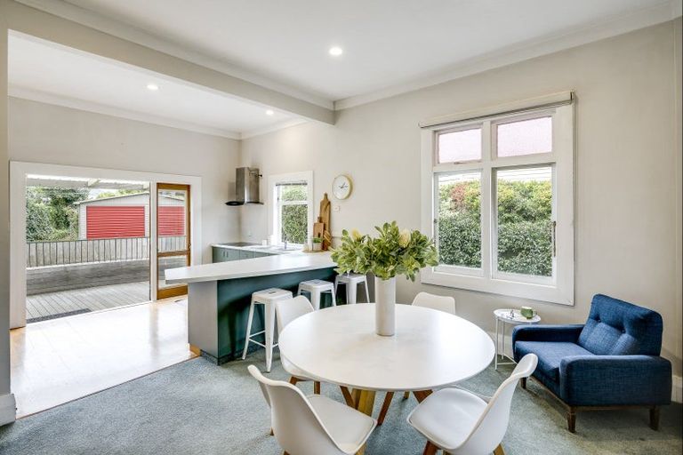 Photo of property in 11 Vigor Brown Street, Napier South, Napier, 4110