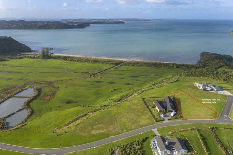 Photo of property in 1 Takahuri Place, Okura Bush, Silverdale, 0794