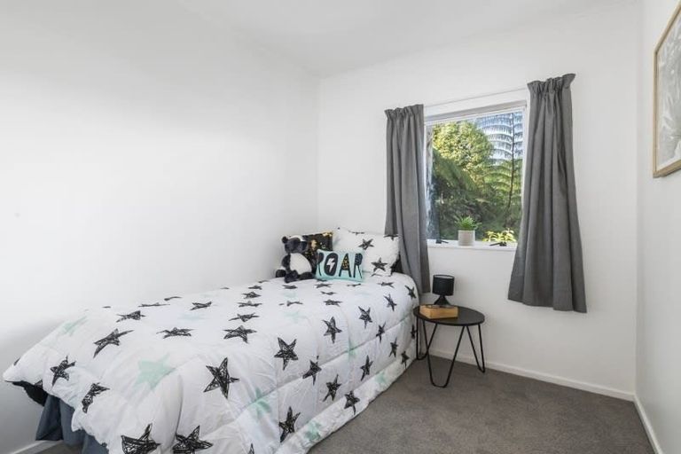 Photo of property in 33 Thomas Street, Stokes Valley, Lower Hutt, 5019