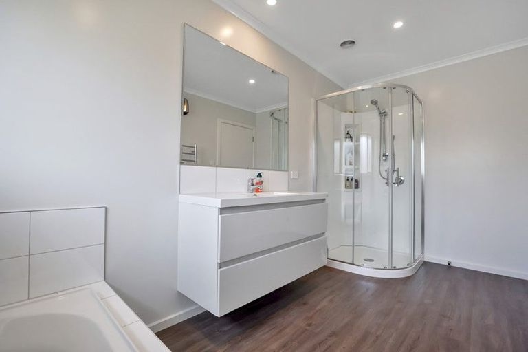 Photo of property in 28 Geoff Geering Drive, Netherby, Ashburton, 7700