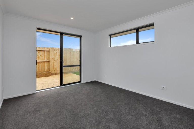 Photo of property in 15 Te Taniwha Road, One Tree Point, 0118