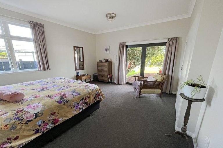 Photo of property in 60 Seddon Street, Takaro, Palmerston North, 4412