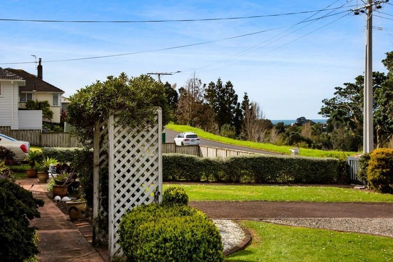 Photo of property in 16 Aotea Street, Welbourn, New Plymouth, 4312