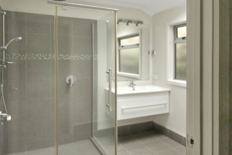 Photo of property in 1/834 Wily Terrace, Acacia Bay, Taupo, 3330