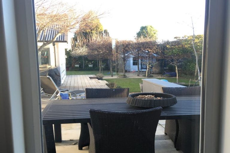 Photo of property in 107 Hamilton Avenue, Ilam, Christchurch, 8041