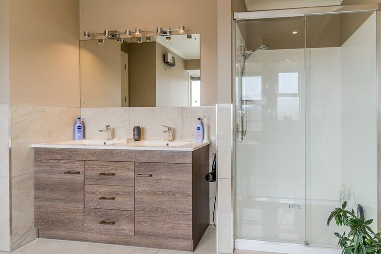 Photo of property in 15 The Drive, Twizel, 7999