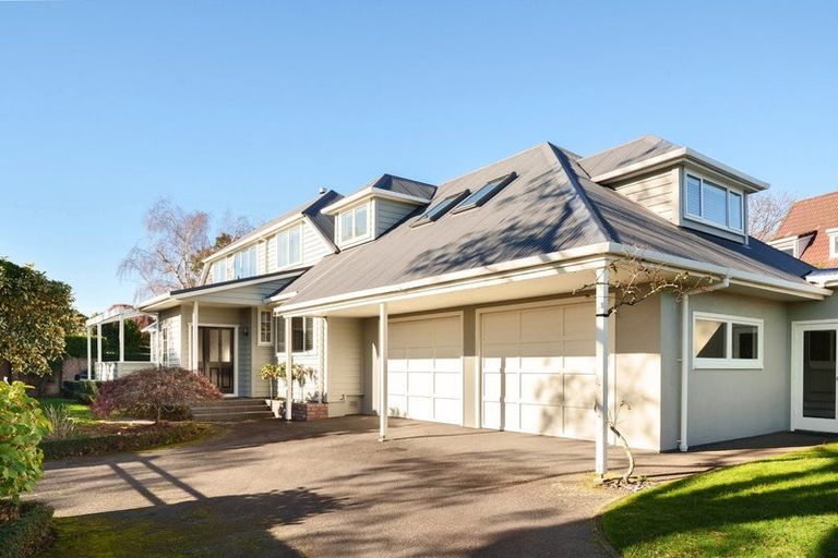 Photo of property in 2 Waratah Street, Matua, Tauranga, 3110
