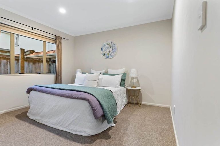 Photo of property in 14 Duntrune Road, Flat Bush, Auckland, 2016