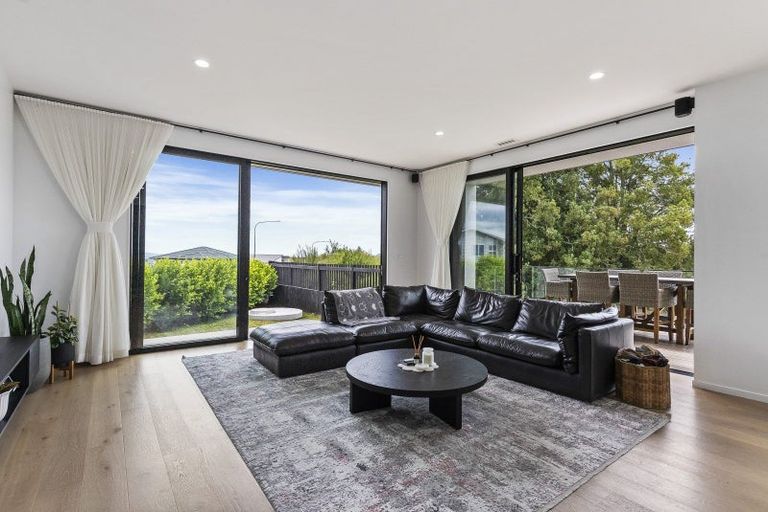 Photo of property in 326 Flat Bush School Road, Flat Bush, Auckland, 2019