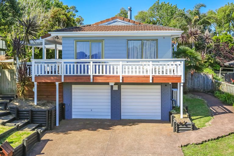 Photo of property in 171 Carnoustie Drive, Wattle Downs, Auckland, 2103