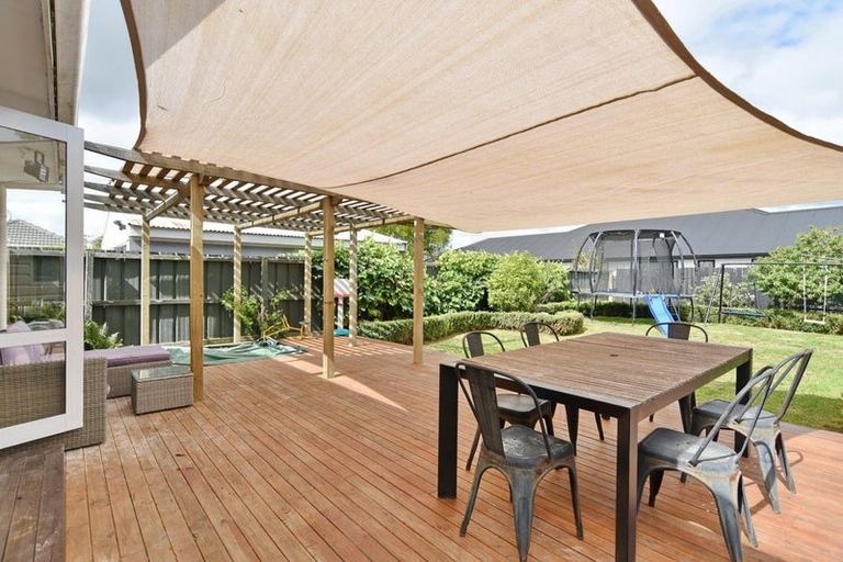 Photo of property in 187 Burwood Road, Burwood, Christchurch, 8083