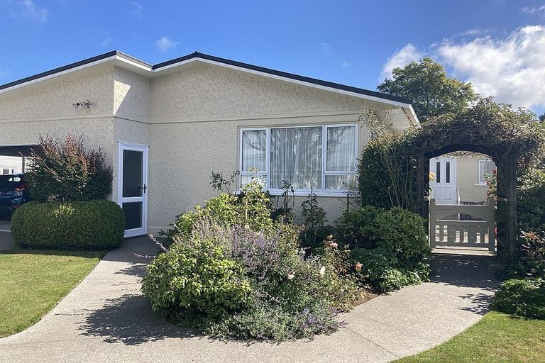 Photo of property in 5 Hamlet Street, Stratford, 4332