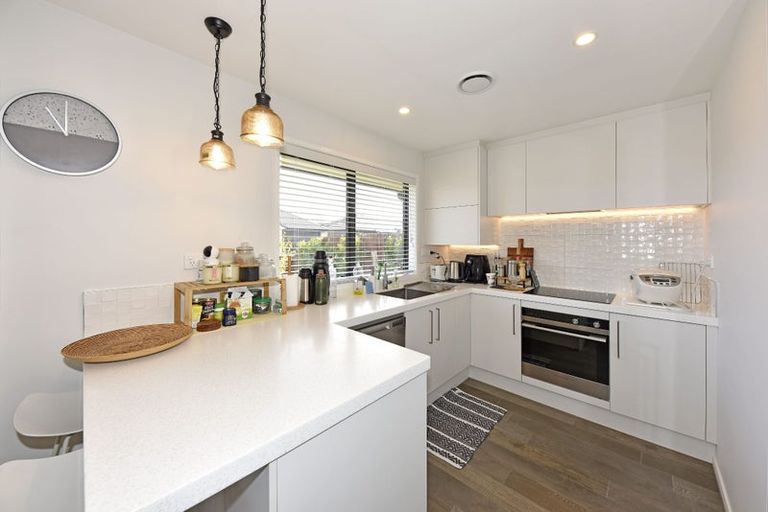 Photo of property in 19 Arabella Crescent, Yaldhurst, Christchurch, 8042