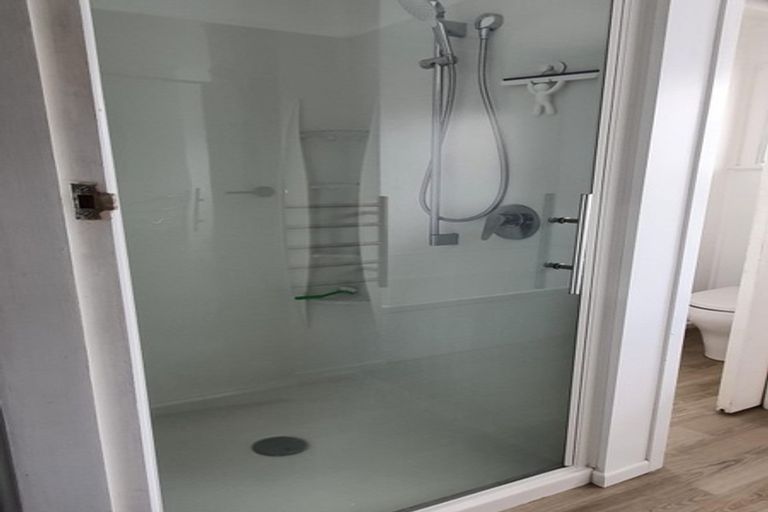 Photo of property in 1 Bowen Place, St Andrews, Hamilton, 3200