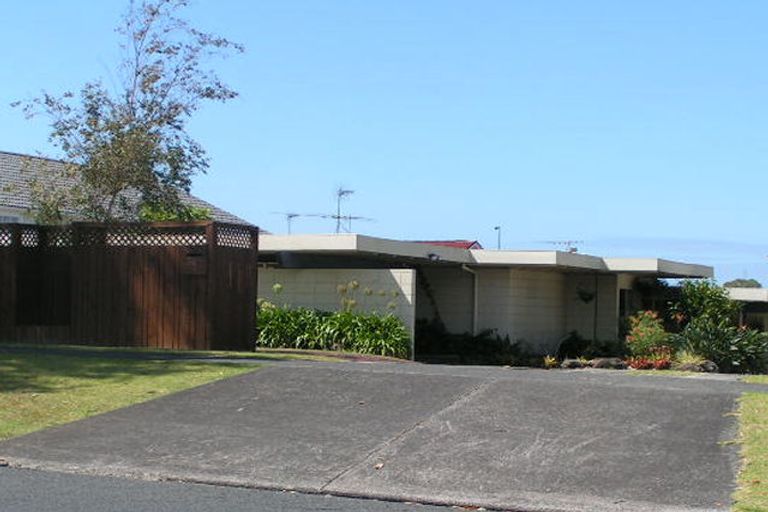 Photo of property in 227 Forrest Hill Road, Forrest Hill, Auckland, 0620