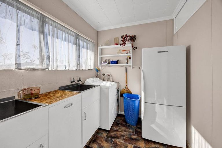 Photo of property in 31 Kamahi Avenue, Hawera, 4610