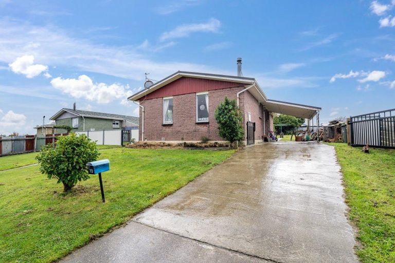 Photo of property in 73 Dunbeath Crescent, Kew, Invercargill, 9812