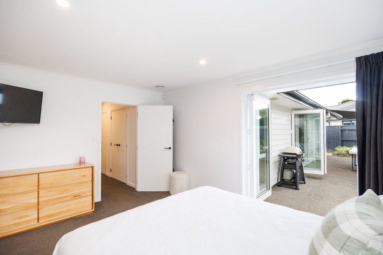 Photo of property in 24 Freedom Drive, Kelvin Grove, Palmerston North, 4414