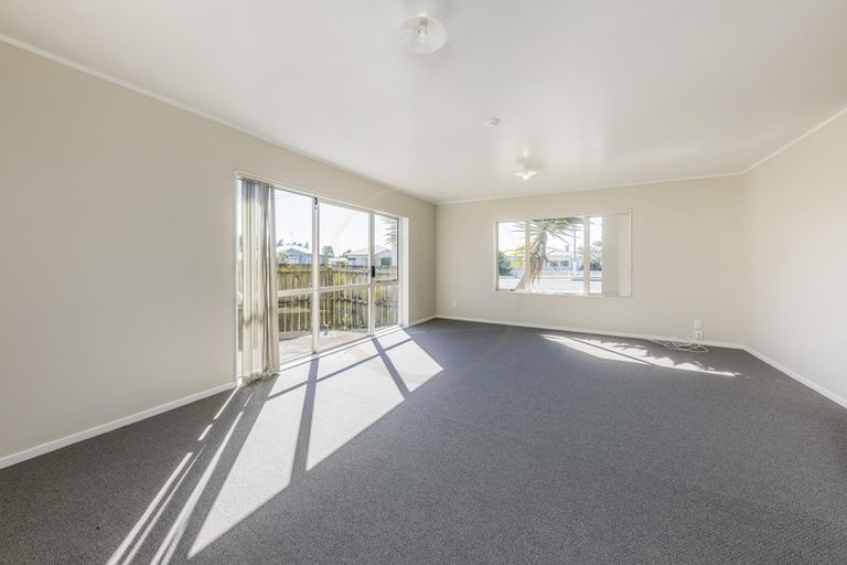 Photo of property in 136 Coronation Road, Mangere Bridge, Auckland, 2022