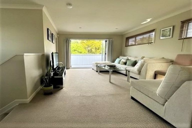 Photo of property in 61a Francis Street, Hauraki, Auckland, 0622