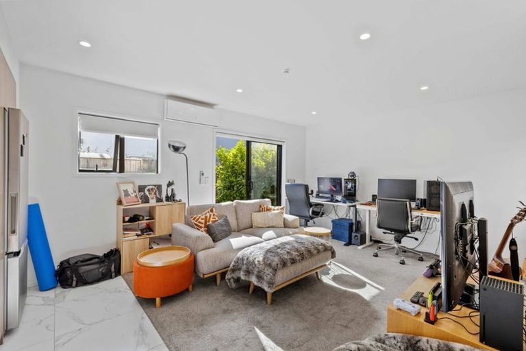 Photo of property in 6/221 Armagh Street, Christchurch Central, Christchurch, 8011